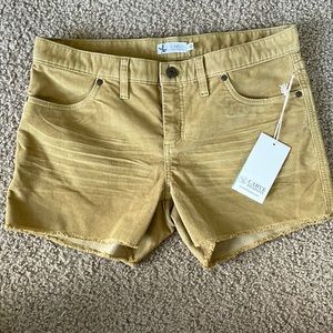 NWT Carve Designs Oahu 4” shorts -size 6
